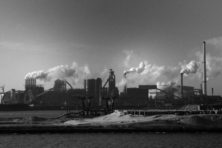 Pics d&rsquo;ammoniac à Saint-Malo : l&rsquo;usine Timac Agro sous surveillance renforcée